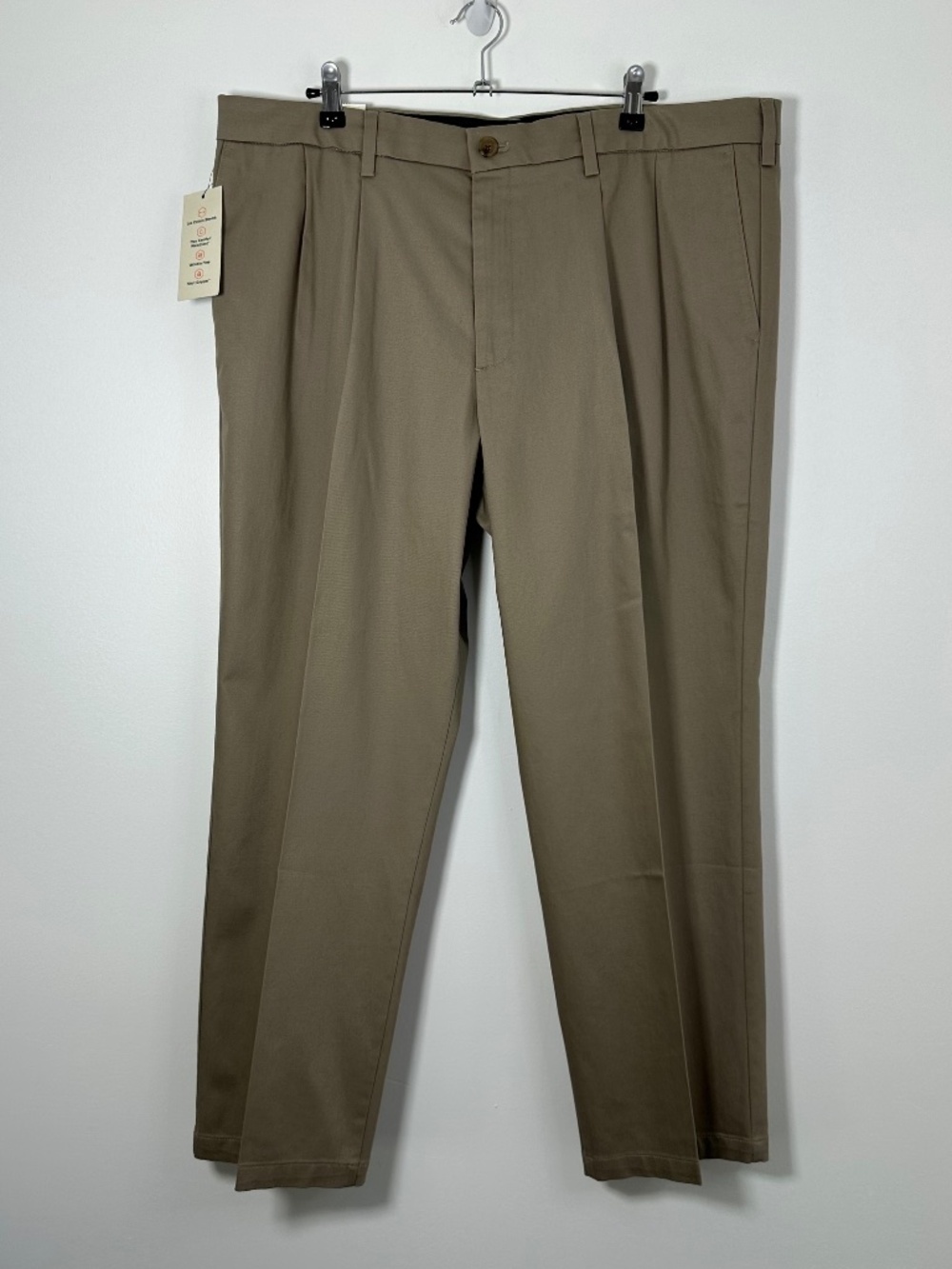 NEW Men’s 40x29 Dockers Signature Khakis Flex Comfort Waistband Shirt Gripper